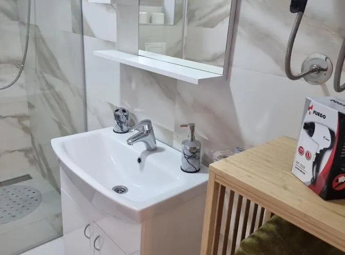 Stojanovic 3 アパート